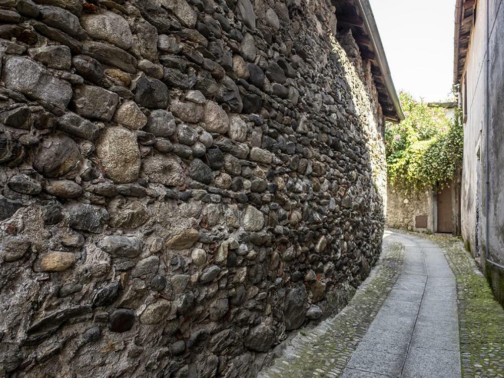 Aqualago Casa Vacanze Suite Verbania Eksteriør billede