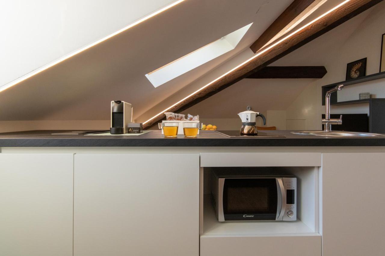 Aqualago Casa Vacanze Suite Verbania Eksteriør billede
