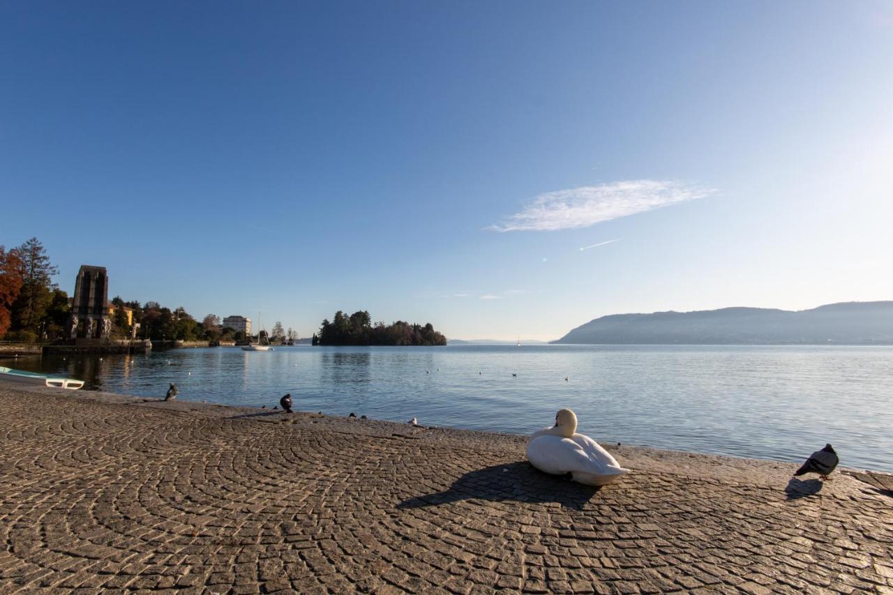 Aqualago Casa Vacanze Suite Verbania Eksteriør billede