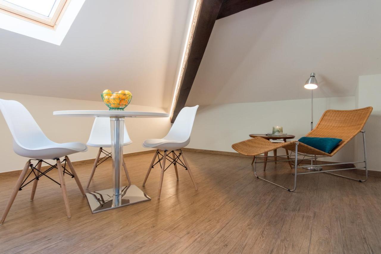 Aqualago Casa Vacanze Suite Verbania Eksteriør billede